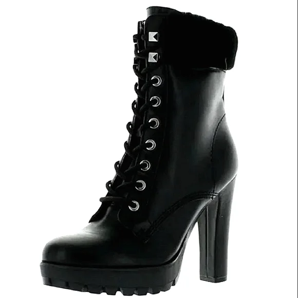 New w/Box Guess Tetian Faux Fur Trimmed Lug Sole Dress Booties Size 6 - Picture 2 of 10